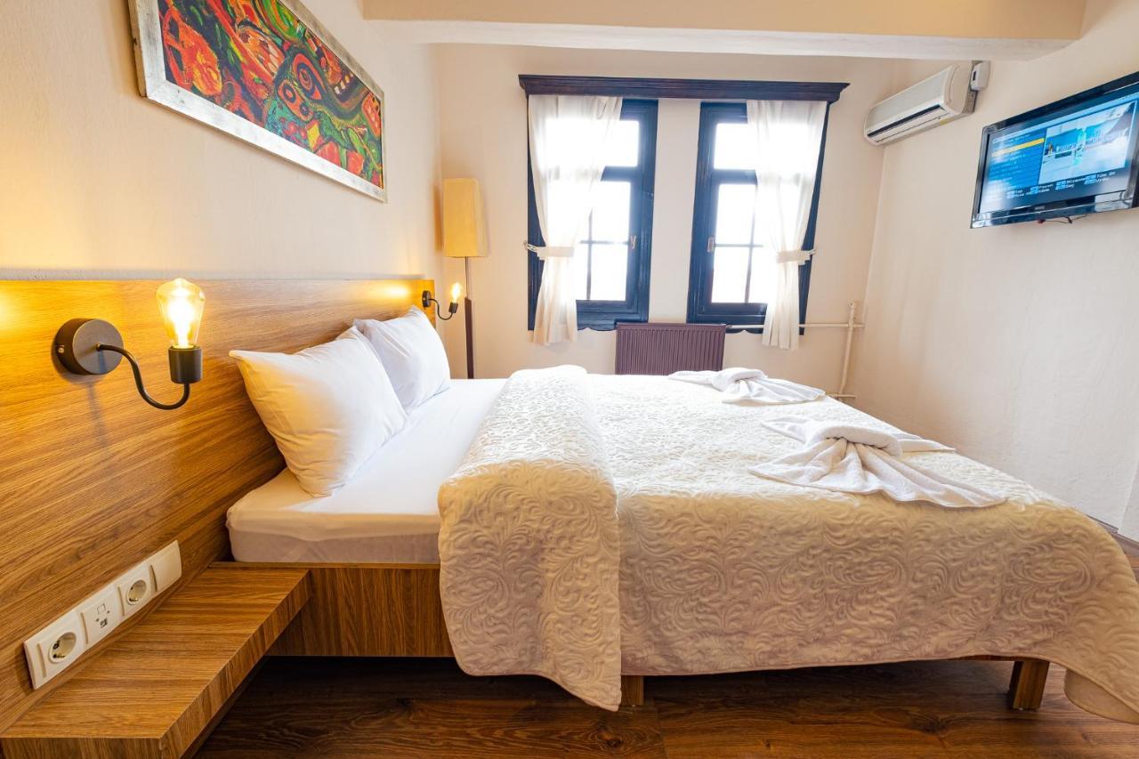Simre Inn Hotel ซาฟรานโบลู ภายนอก รูปภาพ