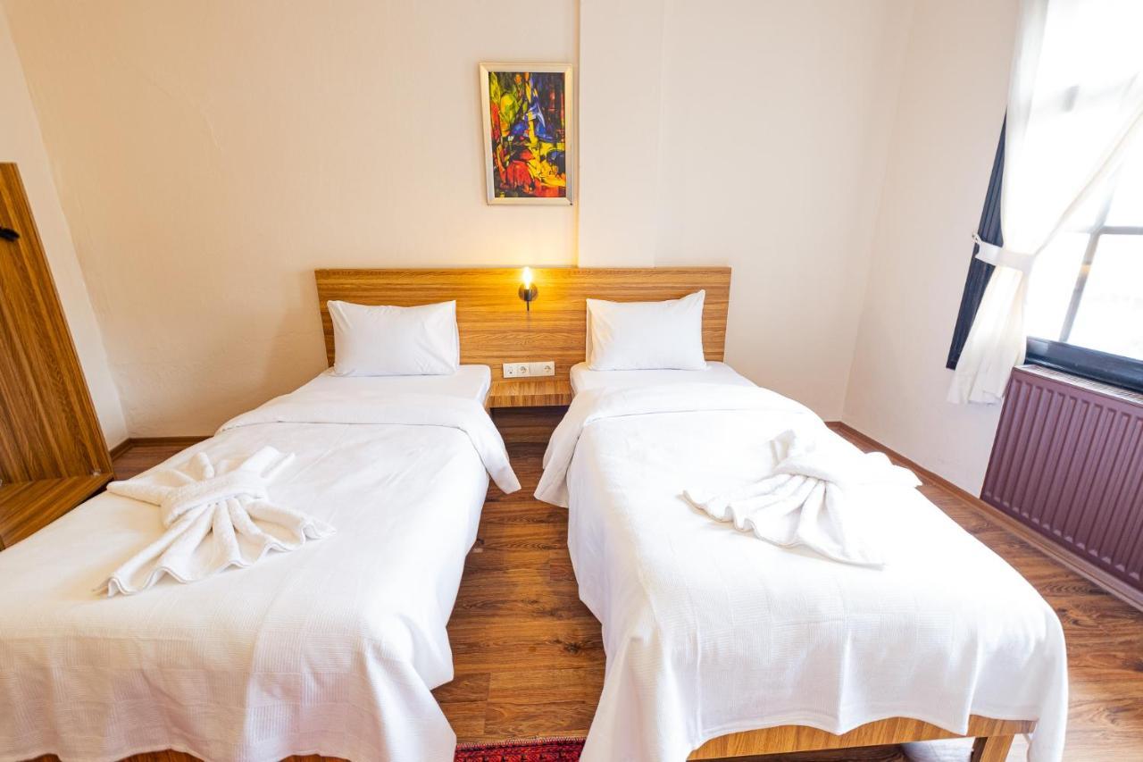 Simre Inn Hotel ซาฟรานโบลู ภายนอก รูปภาพ