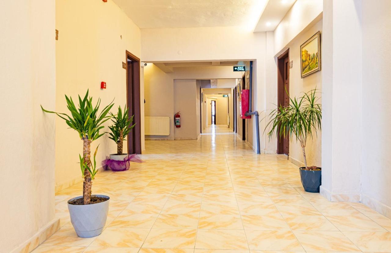 Simre Inn Hotel ซาฟรานโบลู ภายนอก รูปภาพ